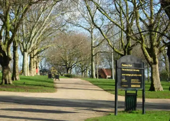 Lavish Finsbury Park 3 Mins Walk Retreat